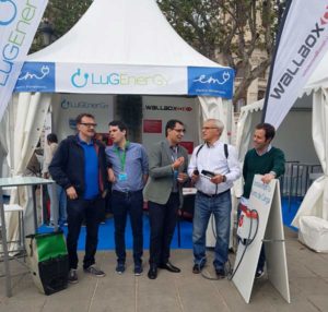 stand de lugenergy en la plaza de ayuntamiento de valencia