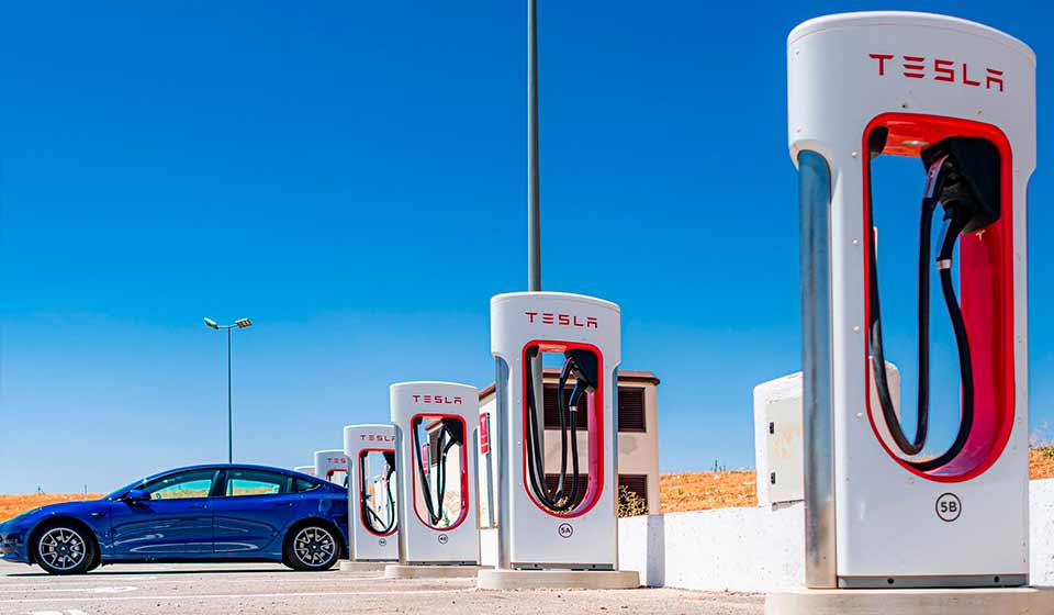 Cuánto cuesta cargar un Tesla fuera de casa